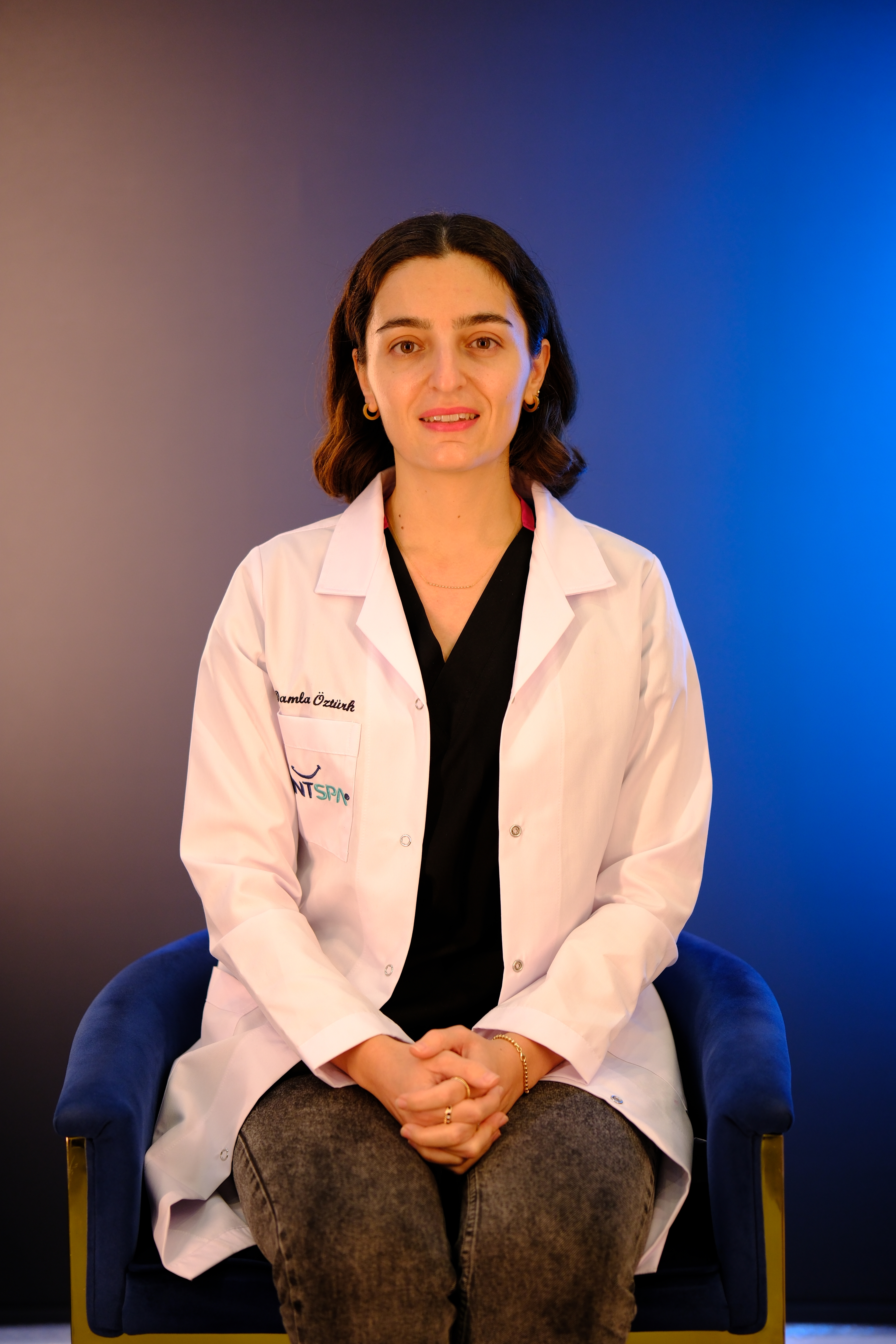 Dr. Damla