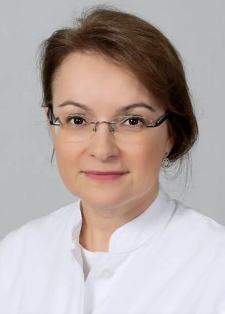 Dr. Med. Agnes