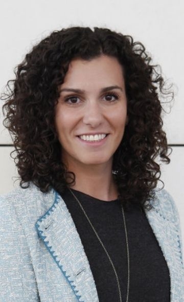 Dr. Marta
