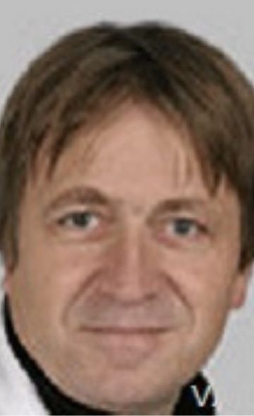Dr. Uwe