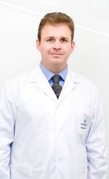 Dr. Óscar Merino