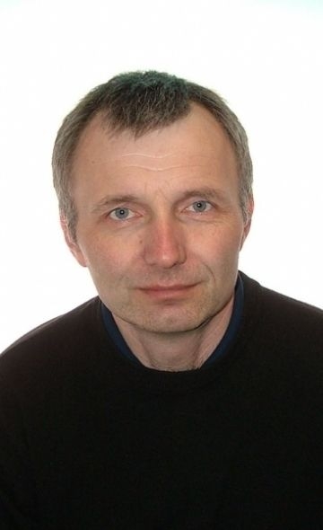 Dr. Pavel