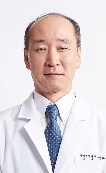 Dr. Eo Wang Kyu